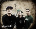 /album/fotogaleria/blink-182-wallpaper-by-operation182-jpg/